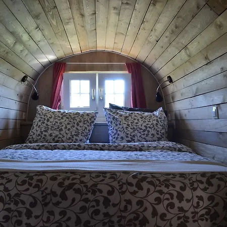 לינה וארוחת בוקר B&B Hoeve Carpe Diem